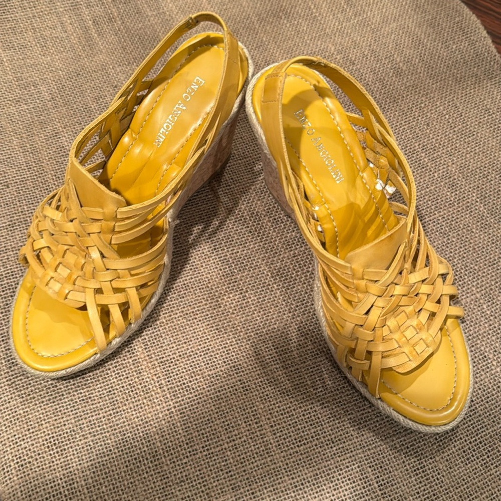 ENZO ANGIOLINI Huarache style wedge sandal